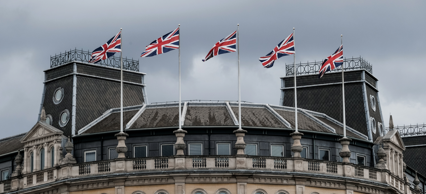 Britain softens sanctions | The Bell